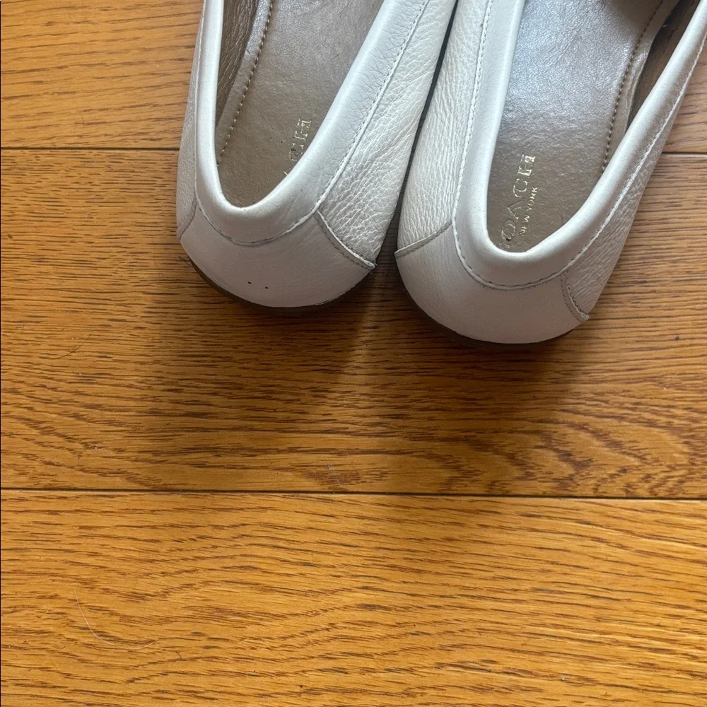 Coach White Leather Women's Driving Loafers with Silver Accent - Picture 3 of 8